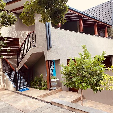 Bella Blue Guesthouse Bloemfontein Exterior foto